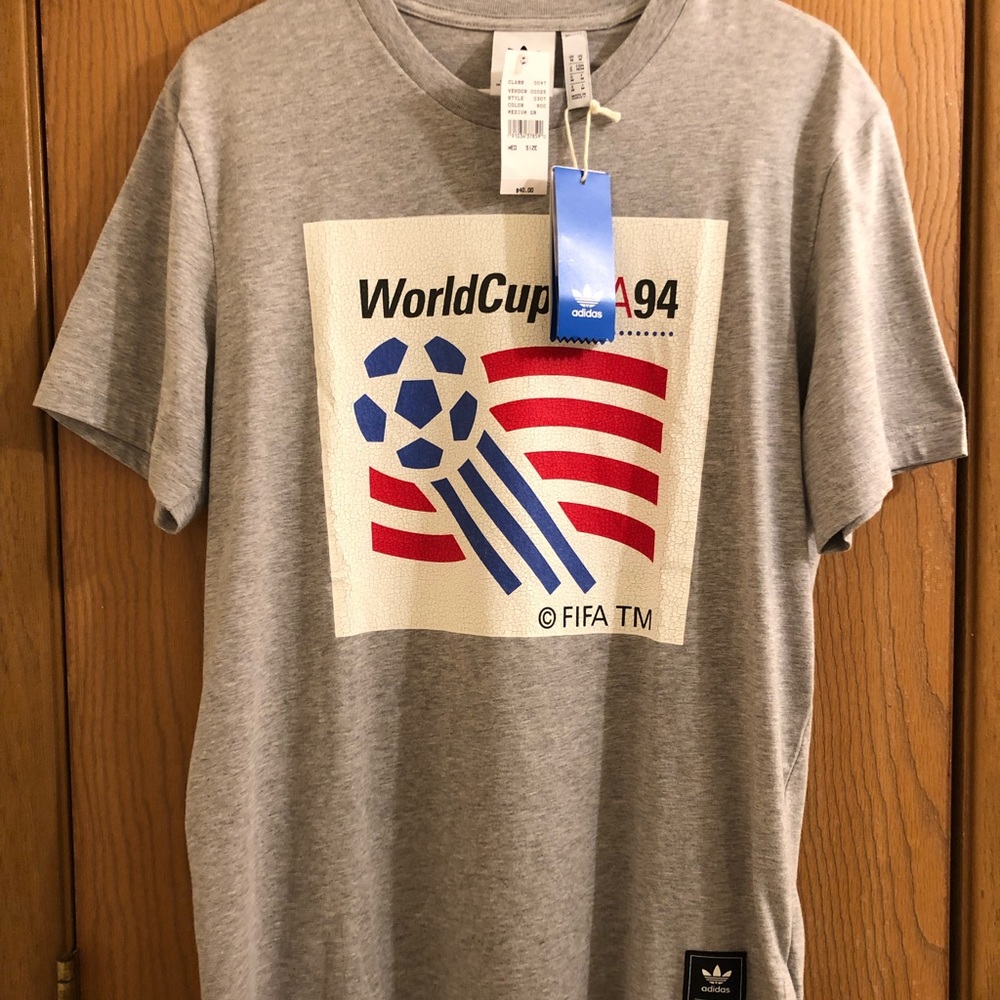 NET PACSUN GRAY ADIDAS GRAPHIC TEE